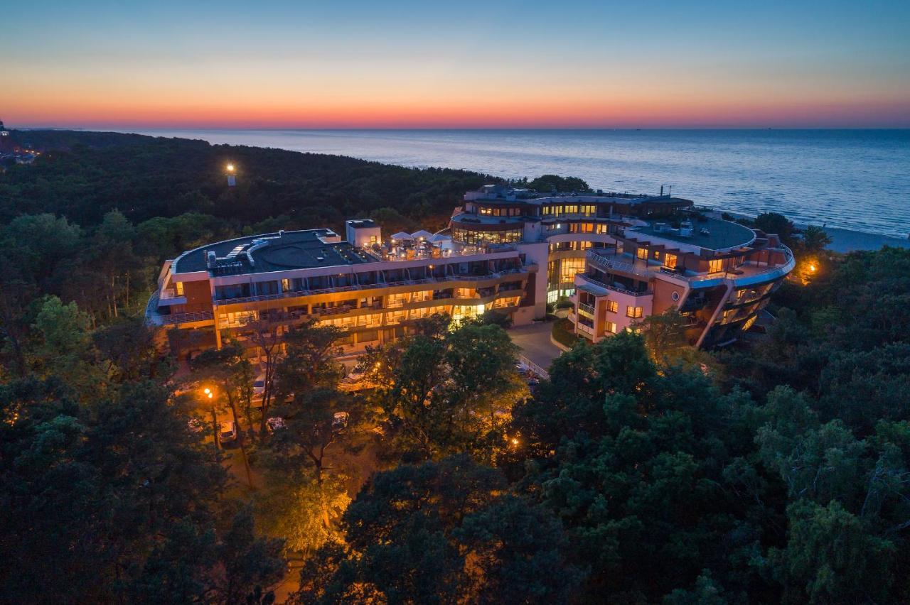 Hotel Dom Zdrojowy Resort & Spa - Destigo Hotels Jastarnia Exterior foto
